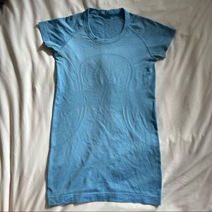 Lululemon Swiftly Tech Short Sleeve. Size 4. Light blue color.